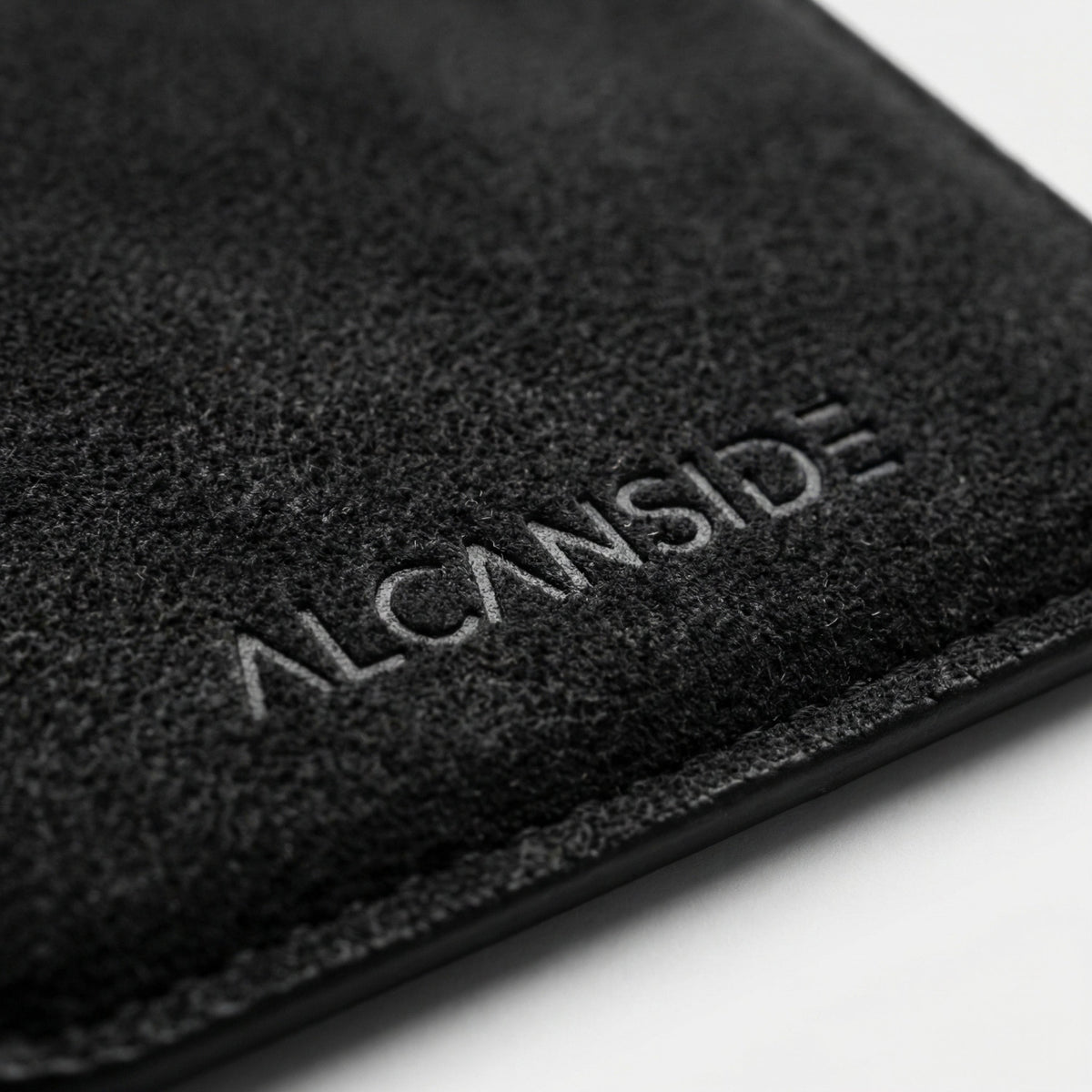 Alcantara MagSafe Wallet - Deep Black
