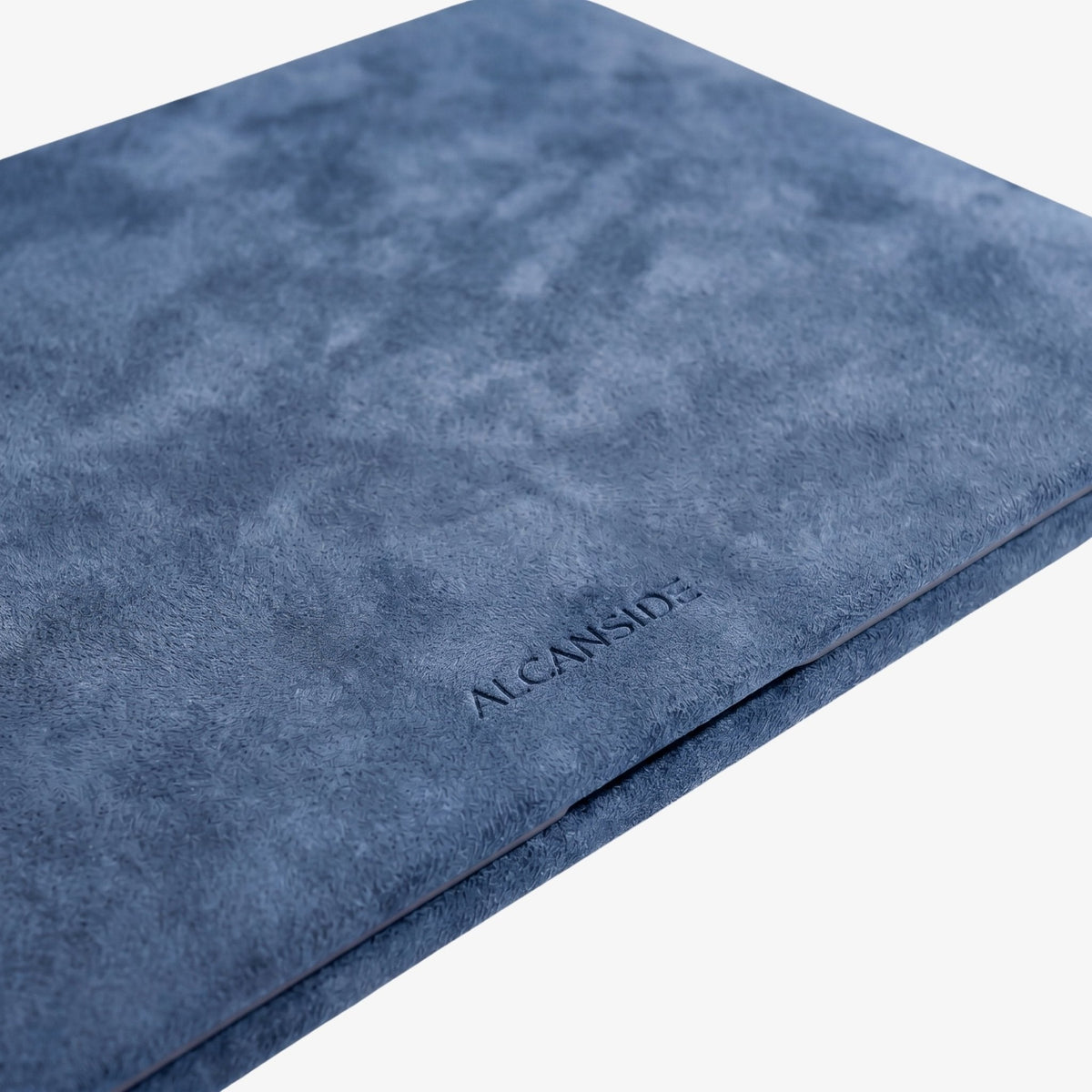 Alcantara MacBook Air Cover - For 13.6 inch (2022 M2 - 2025 M4) - Ocean Blue
