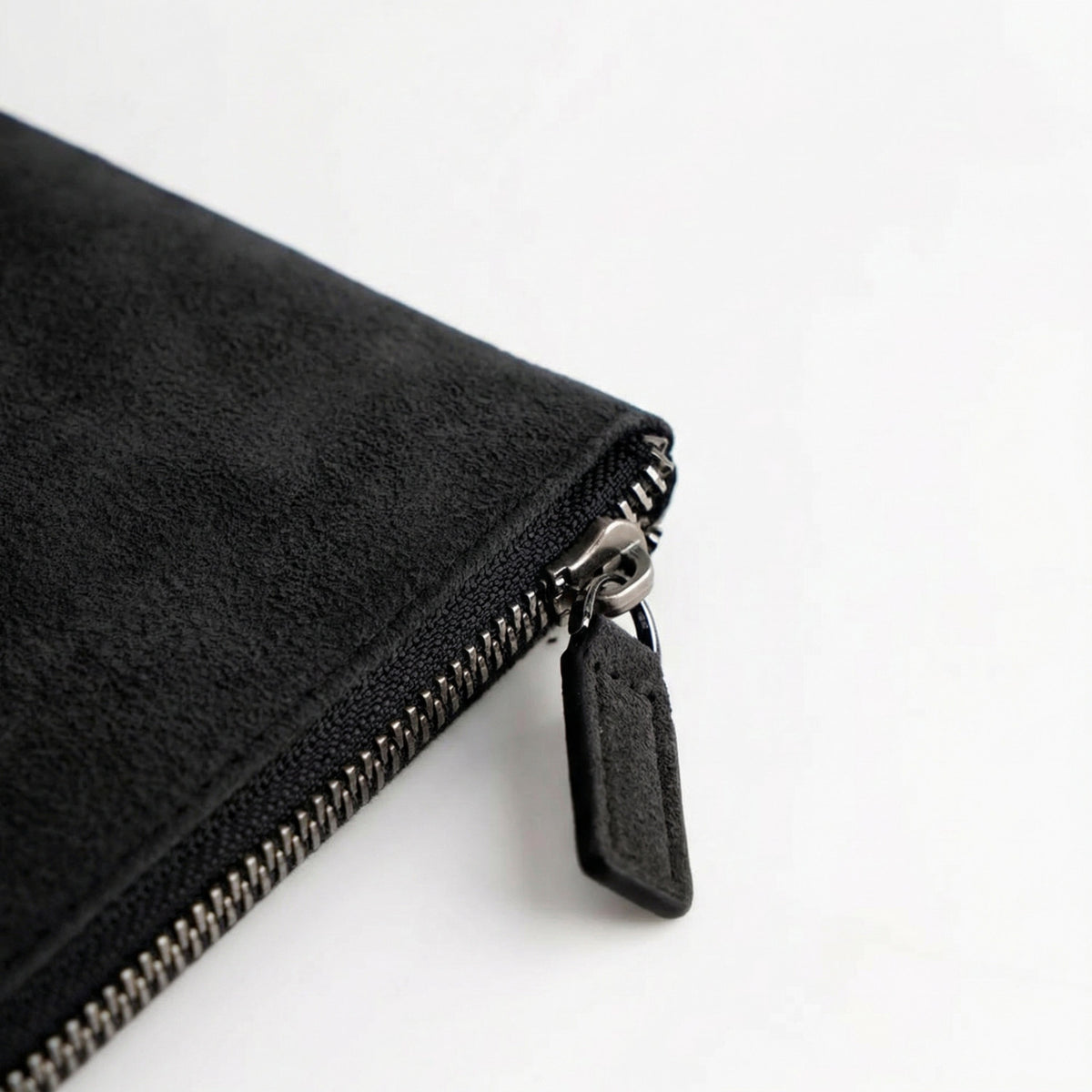 Alcantara Pouch - Deep Black