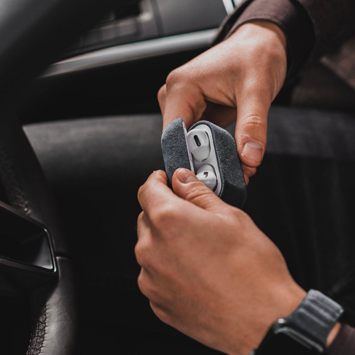 AirPods (3rd generation) Alcantara Case - Space Grey