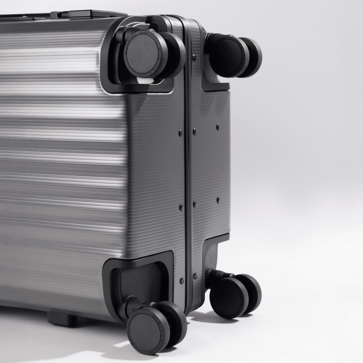 Alcantara Cabin Luggage - Space Grey