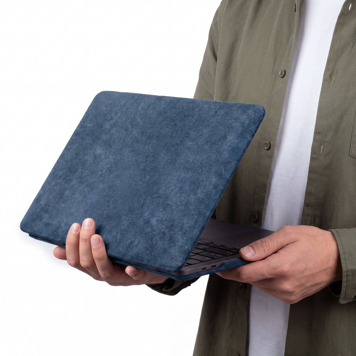 Alcantara MacBook Pro & Pro Max Cover - For 14 inch (2021-2025) - Ocean Blue