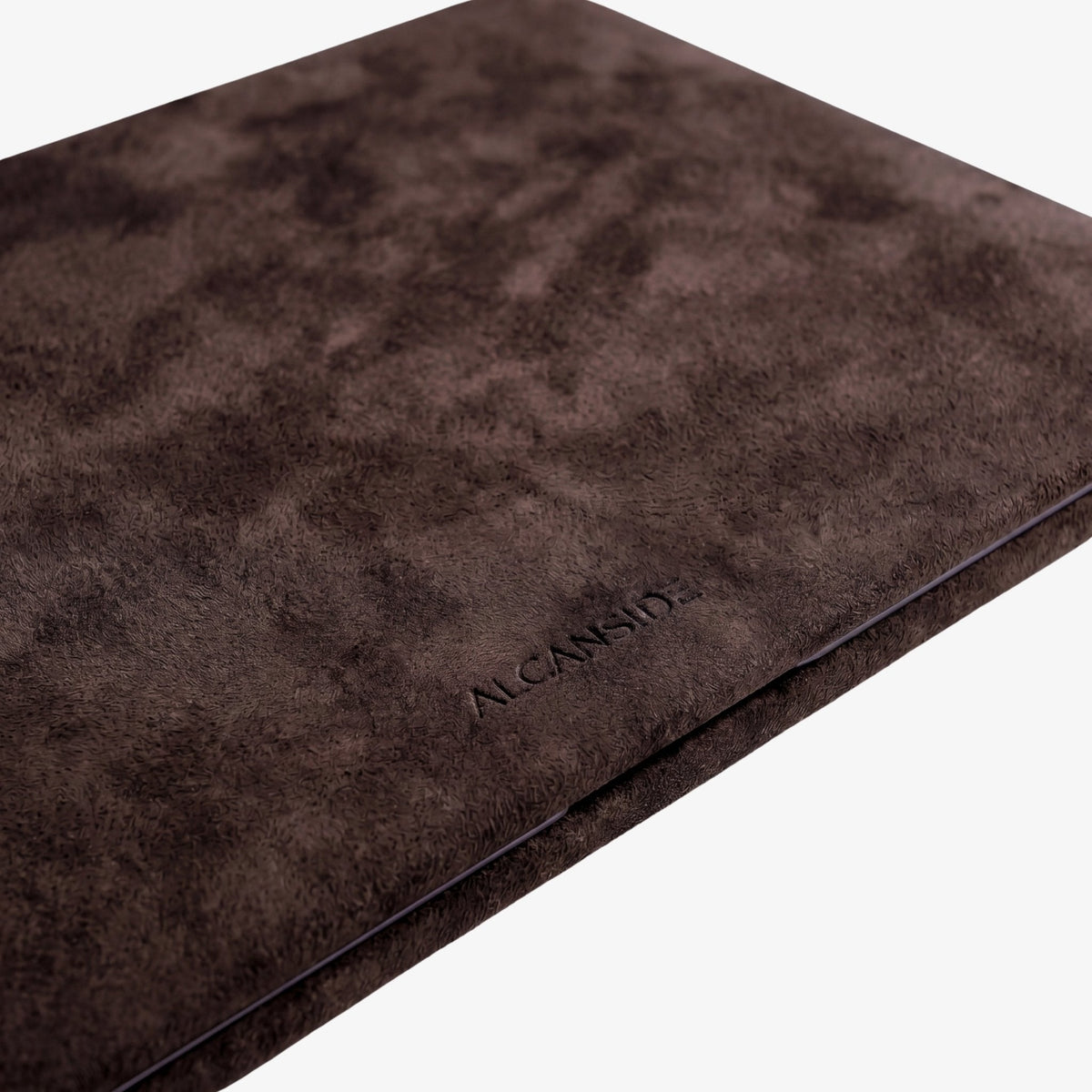 Alcantara MacBook Pro & Pro Max Cover - For 16 inch (2021-2024) - Chocolate Brown