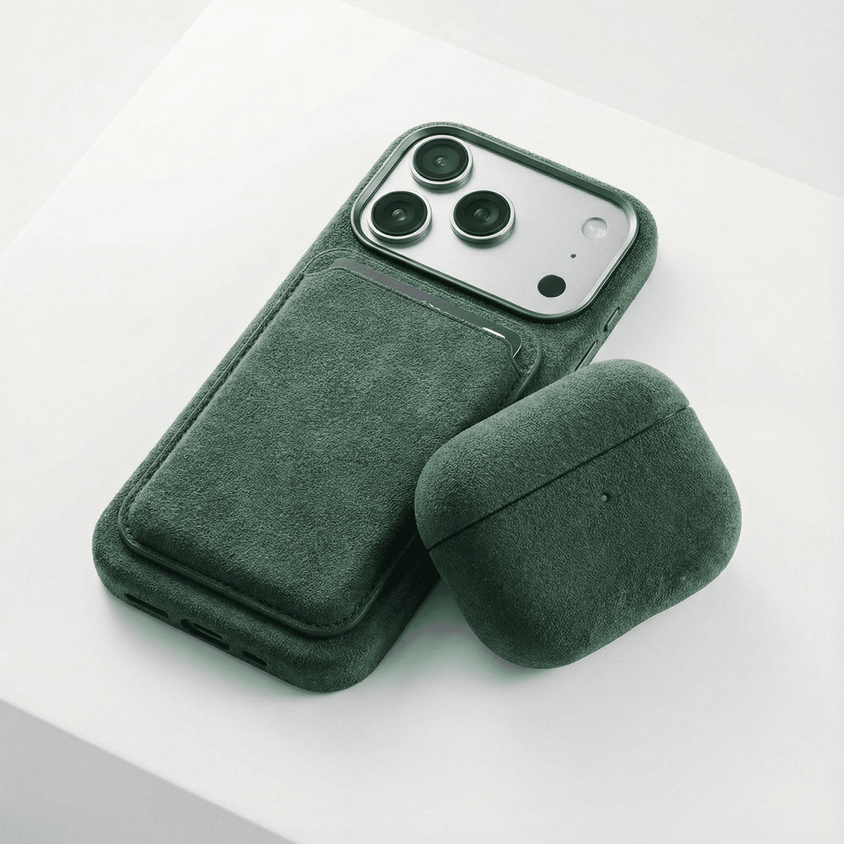 Alcantara MagSafe Wallet - Midnight Green