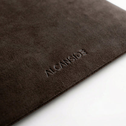 Alcantara Pouch - Chocolate brown