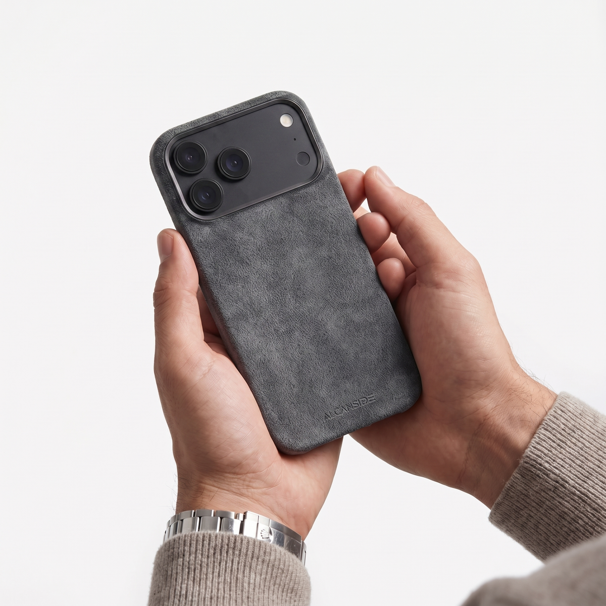 iPhone 18 Pro Max - Alcantara Case - Space Grey