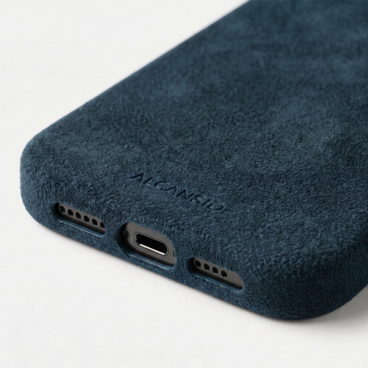 iPhone 15 Pro - Alcantara Case - Navy Blue