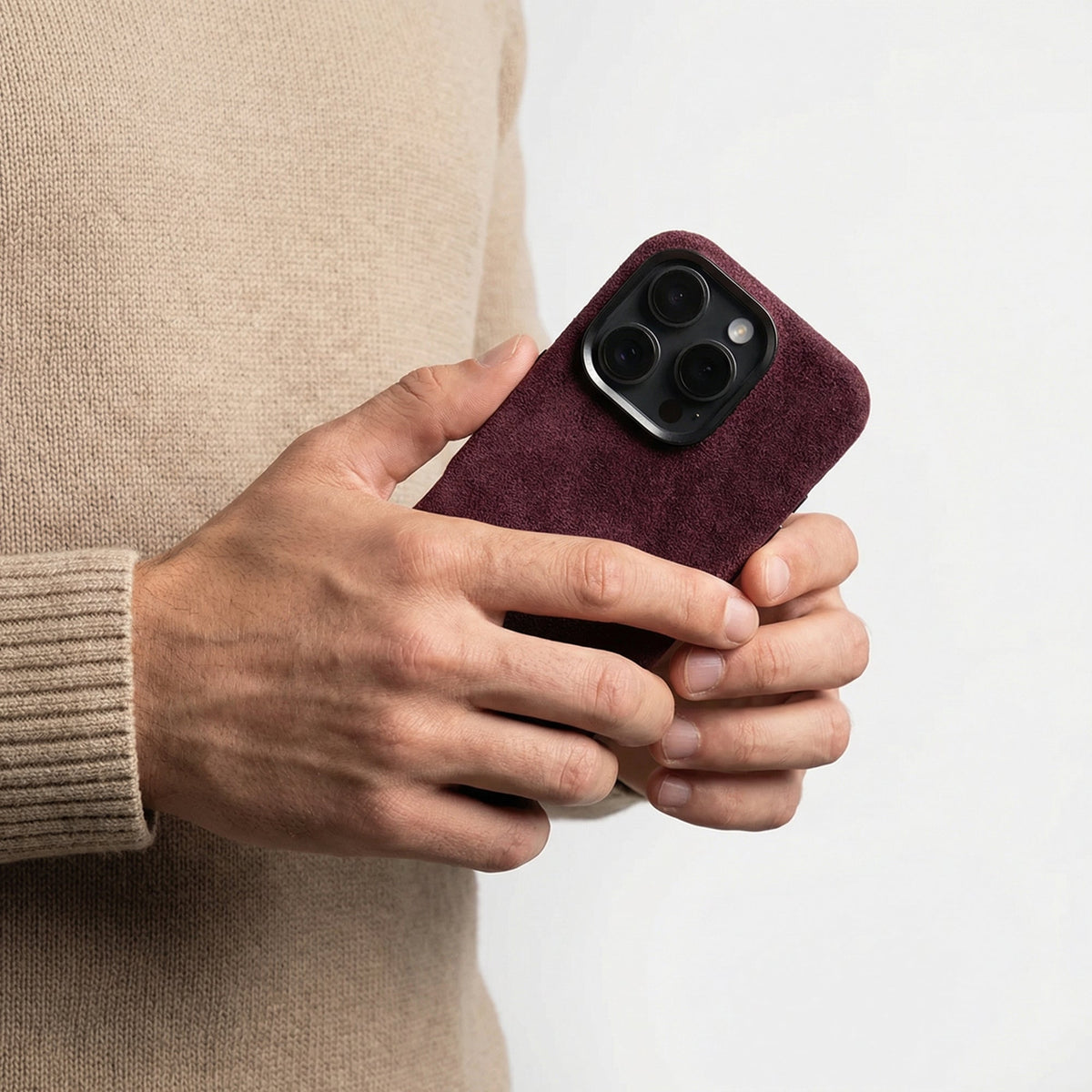 iPhone 16 Pro Max - Alcantara Case - Wine Red