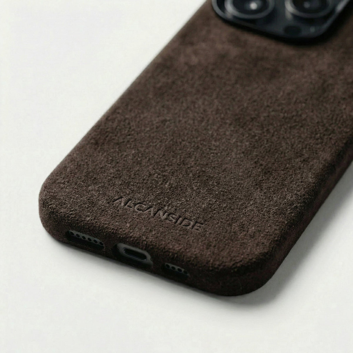 iPhone 16 Pro Max - Alcantara Case - Chocolate Brown